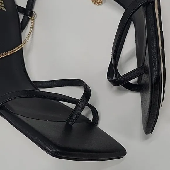 Alias Mae Levi Heels