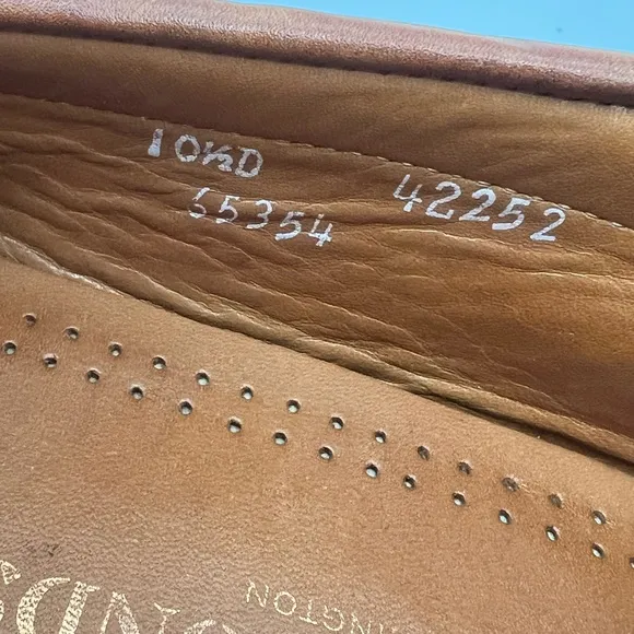 Allen Edmonds Nashua Men’s Size 10.5D Tan/Walnut Leather Kiltie Tassel Loafers.