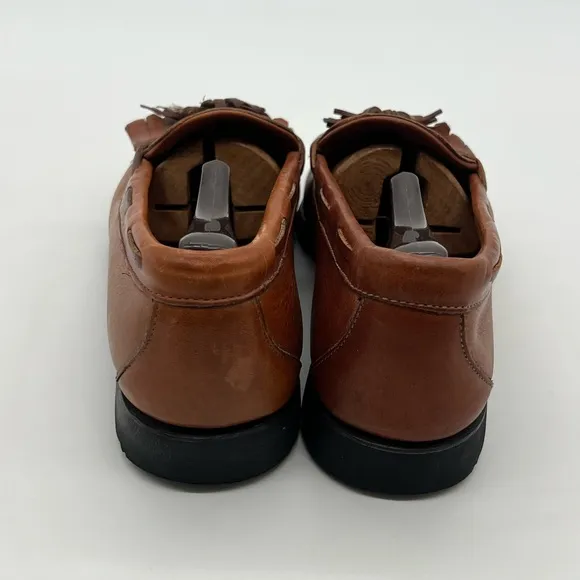 Allen Edmonds Nashua Men’s Size 10.5D Tan/Walnut Leather Kiltie Tassel Loafers.