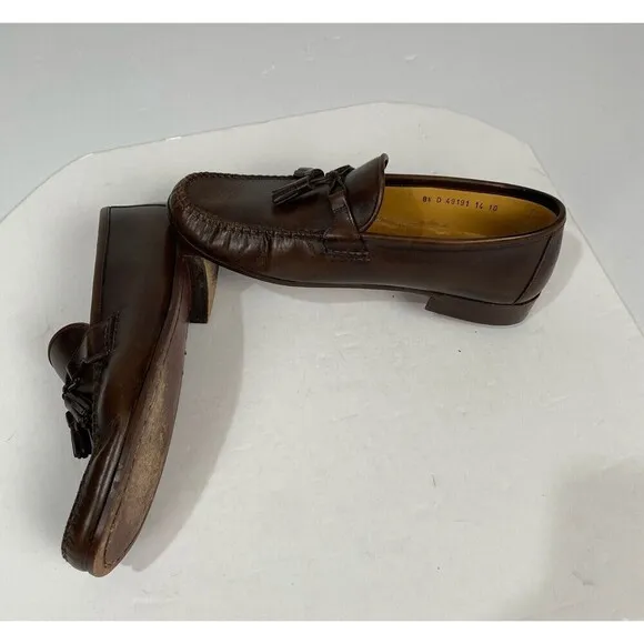Allen Edmonds Urbino Moccasins Loafers Shoes Men SZ 8.1/2 Brown Calfskin Tassel