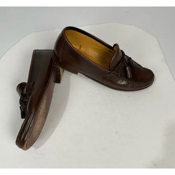 Allen Edmonds Urbino Moccasins Loafers Shoes Men SZ 8.1/2 Brown Calfskin Tassel