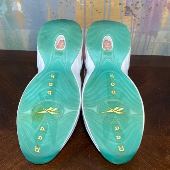 Allen Iverson Question Mid Blue Toe Pink Lemon Zest basketball shoes size 6