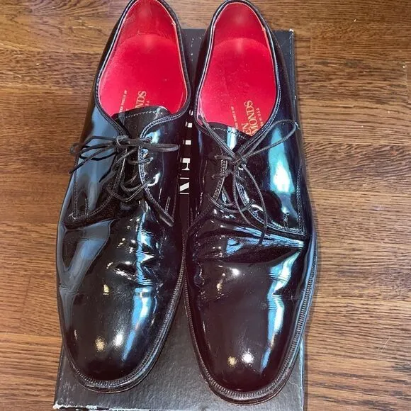 Allen Edmonds Spencer black patent leather dress shoes