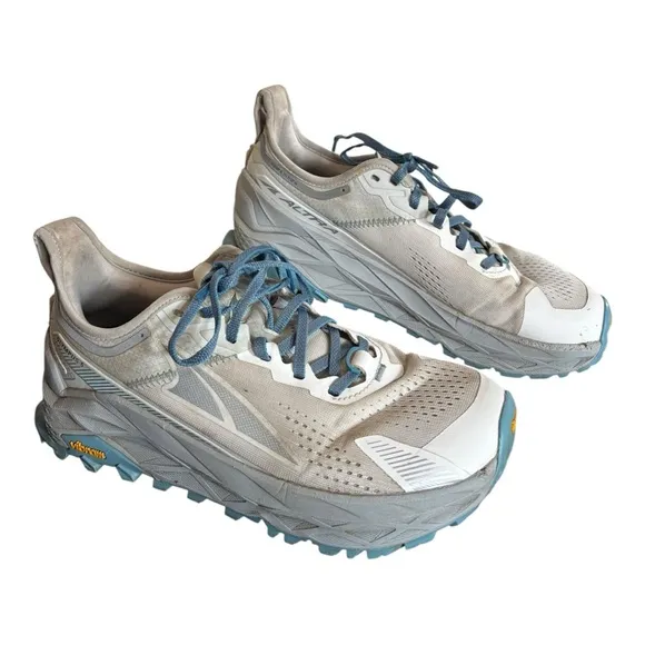 ALTRA WOMEN'S OLYMPUS 5 trails running SKU: AL0A7R74140 Size 9.5