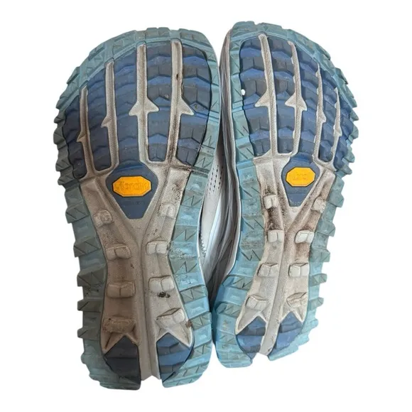 ALTRA WOMEN'S OLYMPUS 5 trails running SKU: AL0A7R74140 Size 9.5