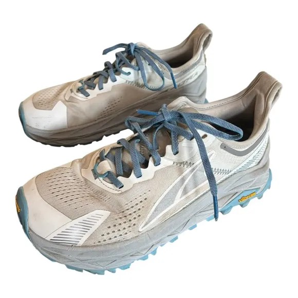 ALTRA WOMEN'S OLYMPUS 5 trails running SKU: AL0A7R74140 Size 9.5