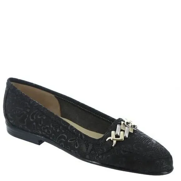 Amalfi by RANGON Oste Black Floral Design Leather Gold Chain Shoes Size 7N  NWOB