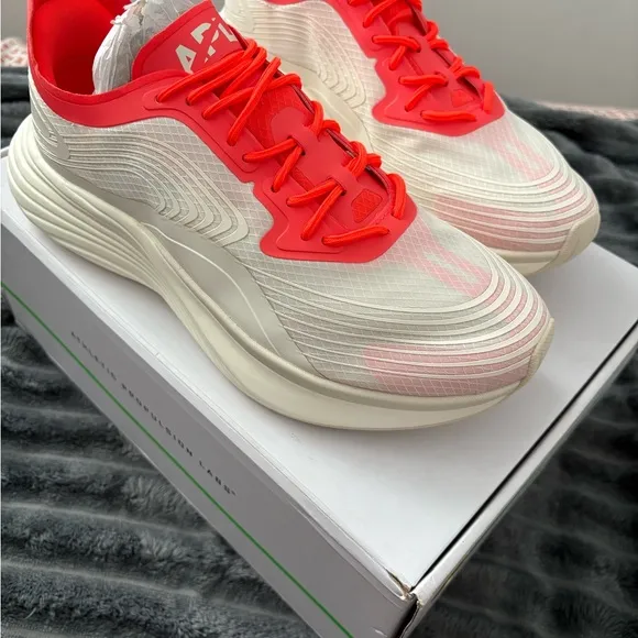 APL Women's Streamline Shoes