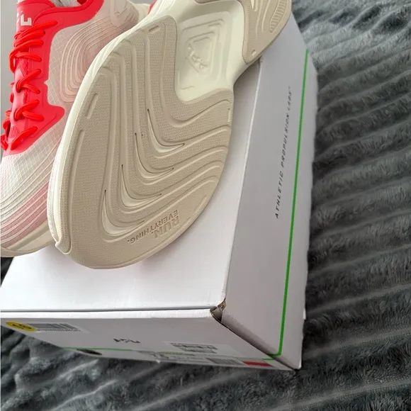 APL Women's Streamline Shoes