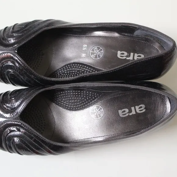 ARA Women Dark Brown Metallic Dress Shoes, Worn Once