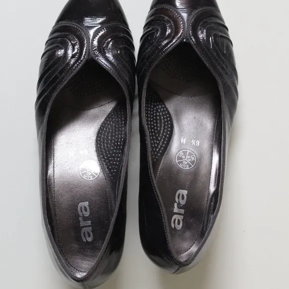 ARA Women Dark Brown Metallic Dress Shoes, Worn Once