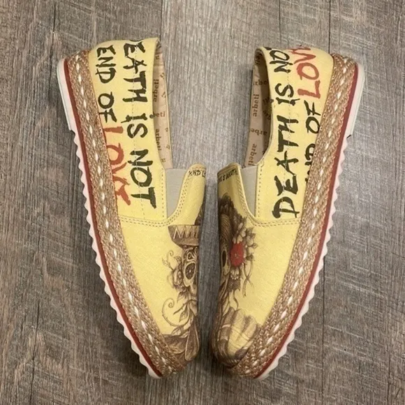 Arbetti Canvas slip on Dia de los Muertos sugar skull espadrilles size 40