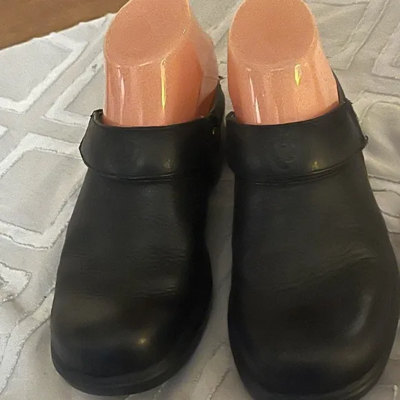 Ariat Santa CruzMule Shoes Sz 6B