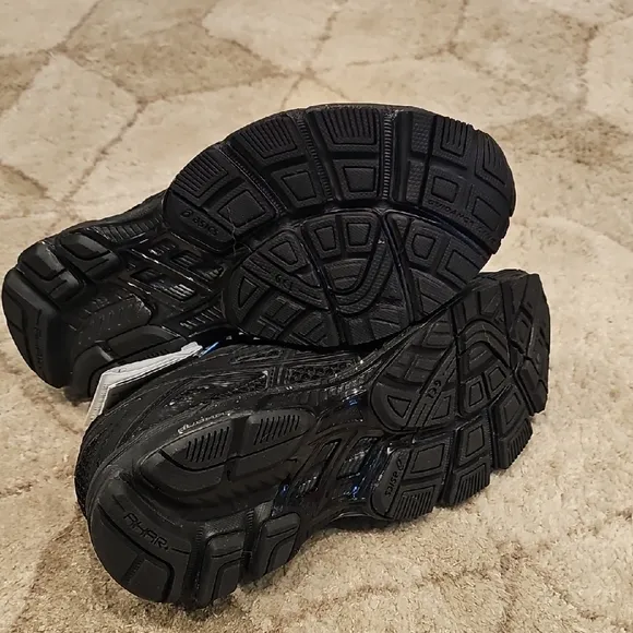 ASICS Black/Onyx Lightning Shoes
