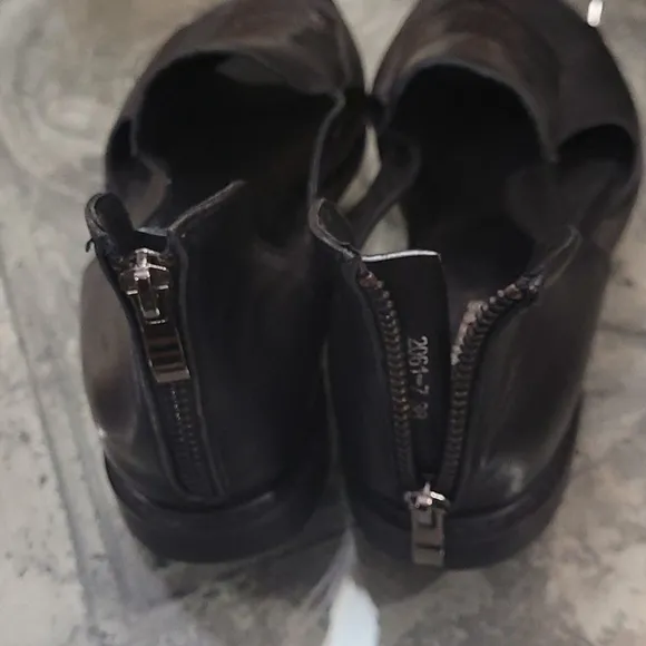 bakers Elite Black Leather Shoes