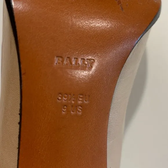 Bally Italian Putty Calf Leather High Heels Size US 9
