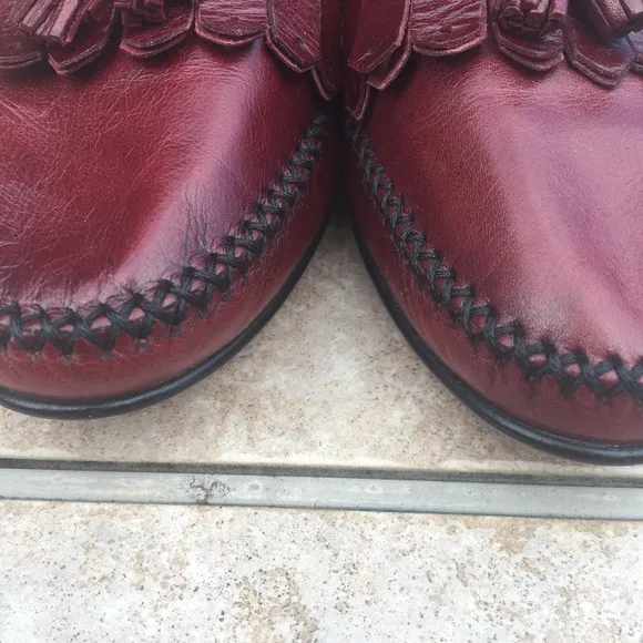 Bally leather tassel moccasins shoes size 10