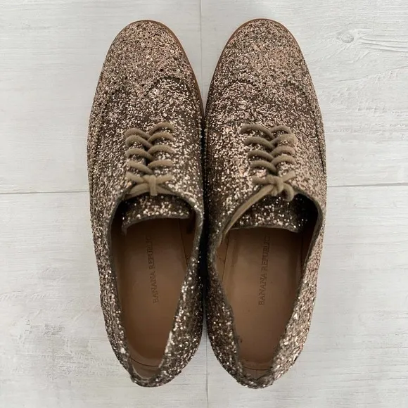Banana Republic Glitter Brogue Oxford Shoes Women 7 Gold Bronze Shimmer Lace Up