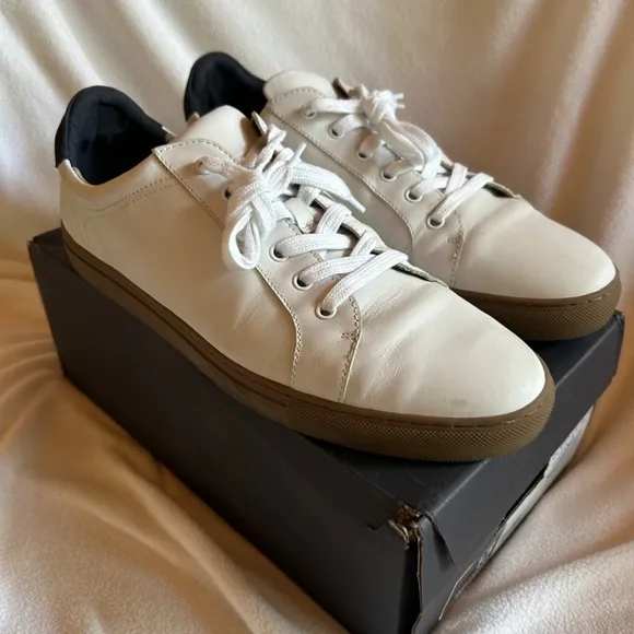 Banana Republic White Gum Leather Nicklas Shoes, Size 13