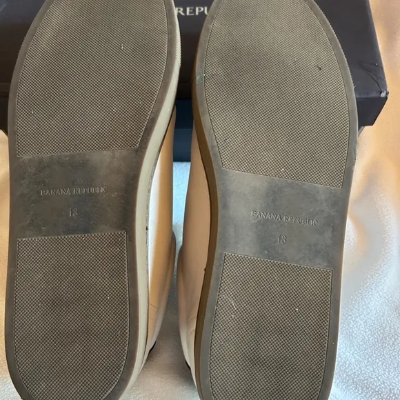 Banana Republic White Gum Leather Nicklas Shoes, Size 13
