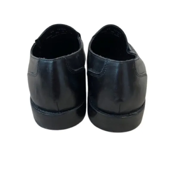Barely worn Johnston &amp; Murphy Black Loafers US Size 8.5M