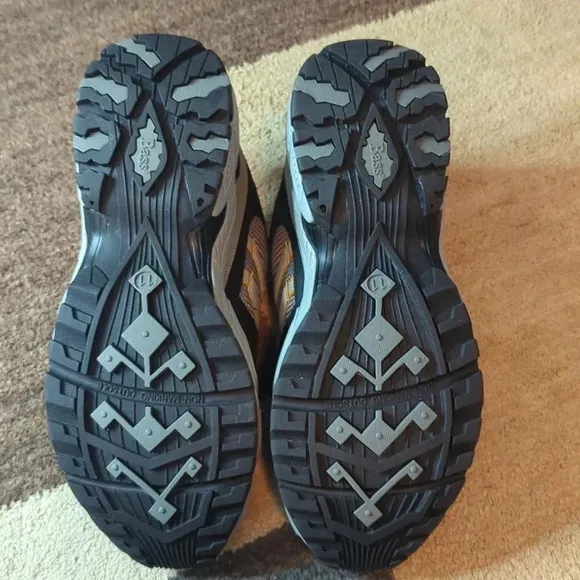 Bass shoes men