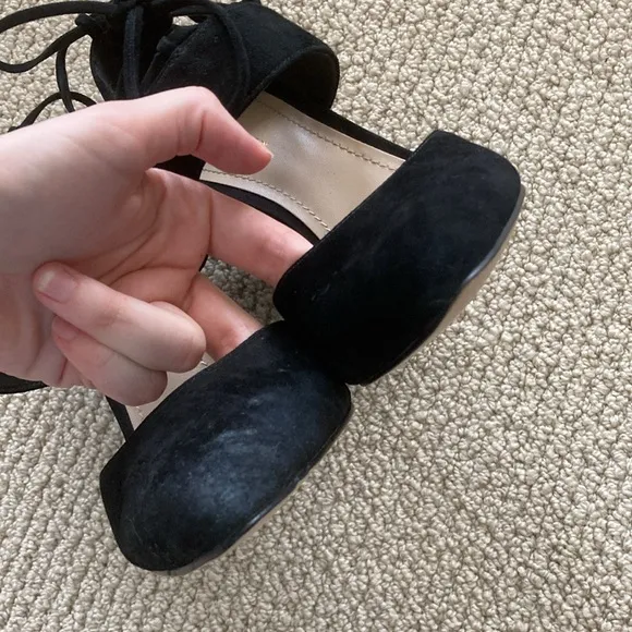 BCBGeneration Black Block High Heels Ankle Wrap Around Straps Shoes Size 8.5