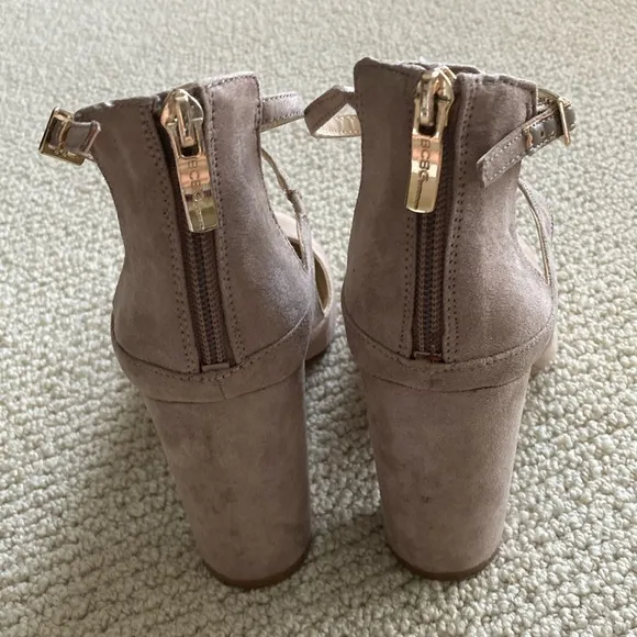 BCBGeneration Nude Ankle Block Heels Size 9 Seude Style Double Strap Strappy