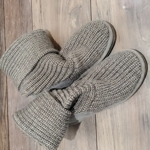 Bearpaw Womens Knit Sweater Tall shoes boots sz 7