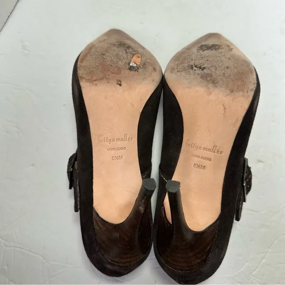 Bettye Muller Women’s Brown Suede Mary Jane Stiletto 3.5” Heels/Pumps- Size 8.5