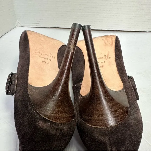 Bettye Muller Women’s Brown Suede Mary Jane Stiletto 3.5” Heels/Pumps- Size 8.5