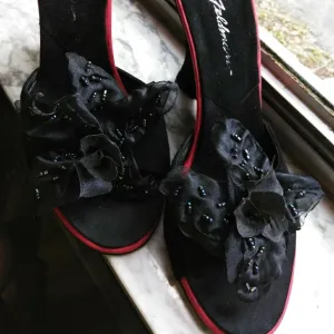 Beverly Feldman, flower sequined‎ heel Sz 8…
