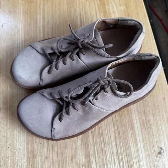 Birkenstock Albany lace up shoe Size 36 Ladies Size 5