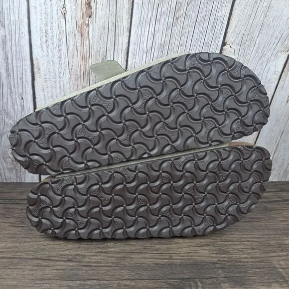 Birkenstock Arizona Soft Footbed Suede Sandals Women's Sz 8 N Men's 6 N Taupe