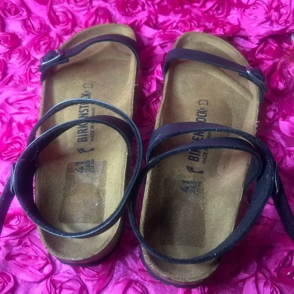 Birkenstock Women's Daloa Footbed Sandal