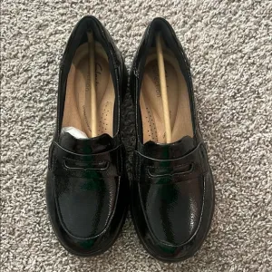 Black Clarks Women's Loafers