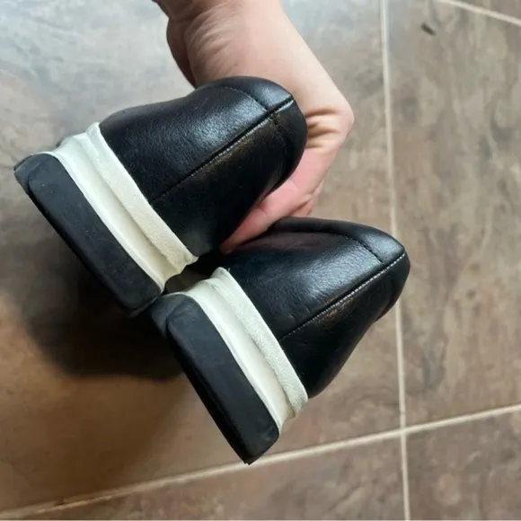 Black Naturalizer suede slip on shoes