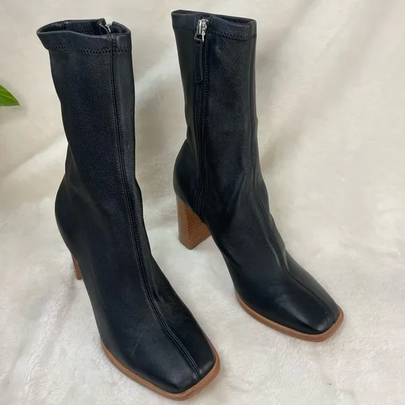 Black Suede‎ Studio Toni Bootie In Black Leather 6, C 330
