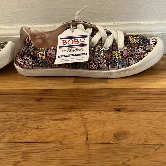 Bobs by Sketchers Cat Print Shoes Size 6.5