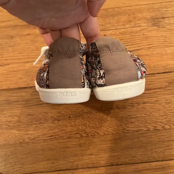 Bobs by Sketchers Cat Print Shoes Size 6.5