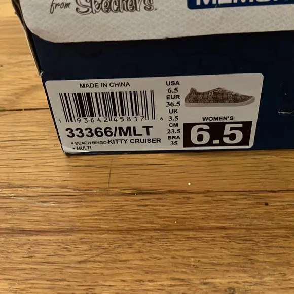 Bobs by Sketchers Cat Print Shoes Size 6.5