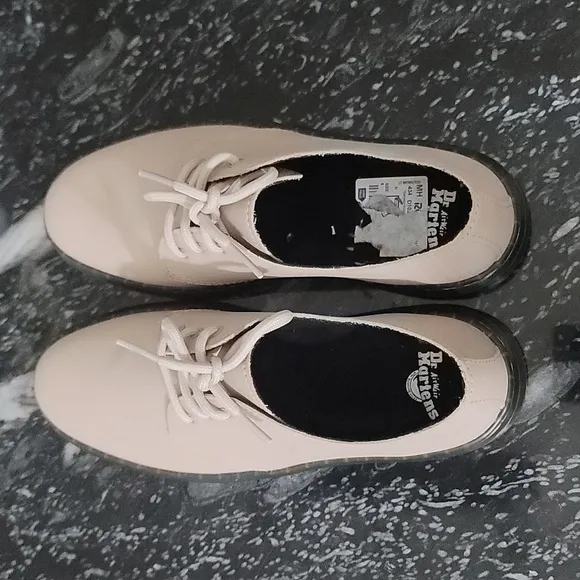 BRAND NEW DR MARTENS WOMENS ZAVALA LO OXFORD