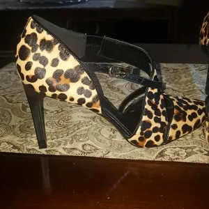 Brand new shoes cheetah soft style