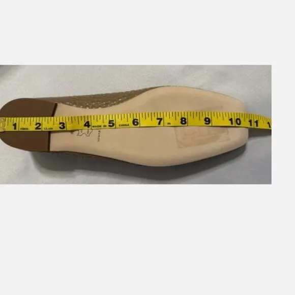Brand New TORY BURCH sz 10.5 Georgia Pump soft croco embossed taupe 157448