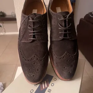 BRAND NEW TRIED ON MEN JOSEPH ABBOUND SHOES ODESSA SIZE 9