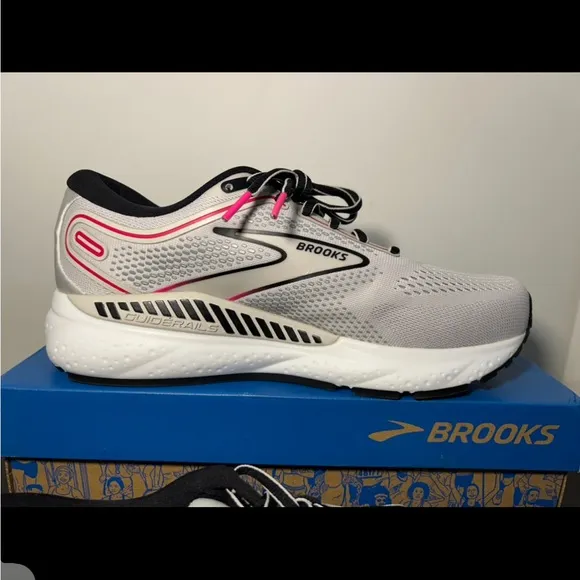 Brooks Ariel GTS 23 Running Shoes Gray/Black/Pink Womans Size 8.5 2E Extra Wide