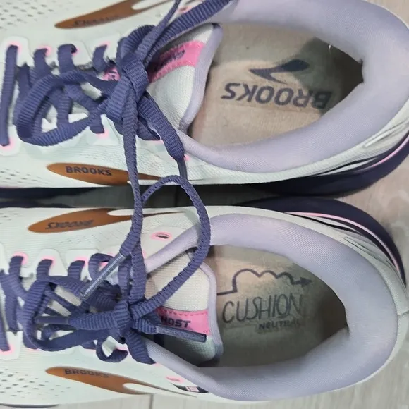 Brooks Ghost Women's Athletic Running Shoes Sneakers Sz 8