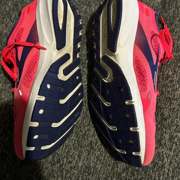 Brooks Launch 9 Women Size US 7 1203731B604 Running Shoes Pink Fuchsia Cobalt
