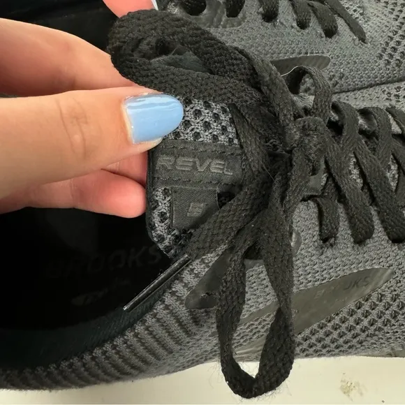 Brooks Revel 5 black sneakers running shoes athletic