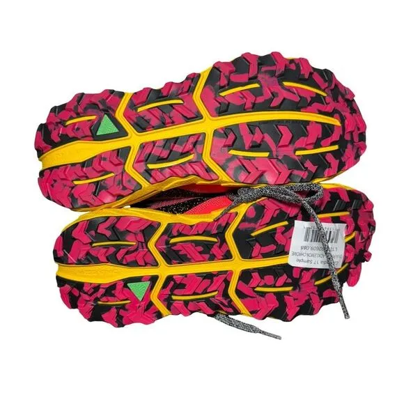Brooks Cascadia 17 Diva Pink Black Lemon Chrome Women Running Shoes size 8.5